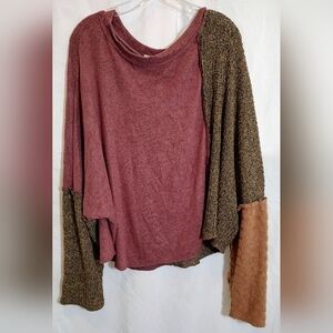 Blue Buttercup Brand Colorblock Long Sleeve Top